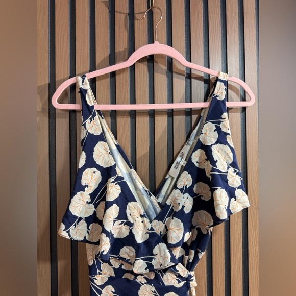 Diane Von Furstenberg DVF Naya Wrap Dress Size M pristine condition - Picture 6 of 13